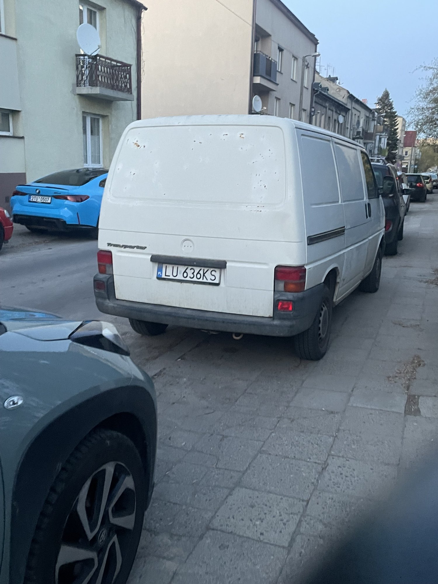 Pojazd o numerach LU636KS uczestniczył w wypadku