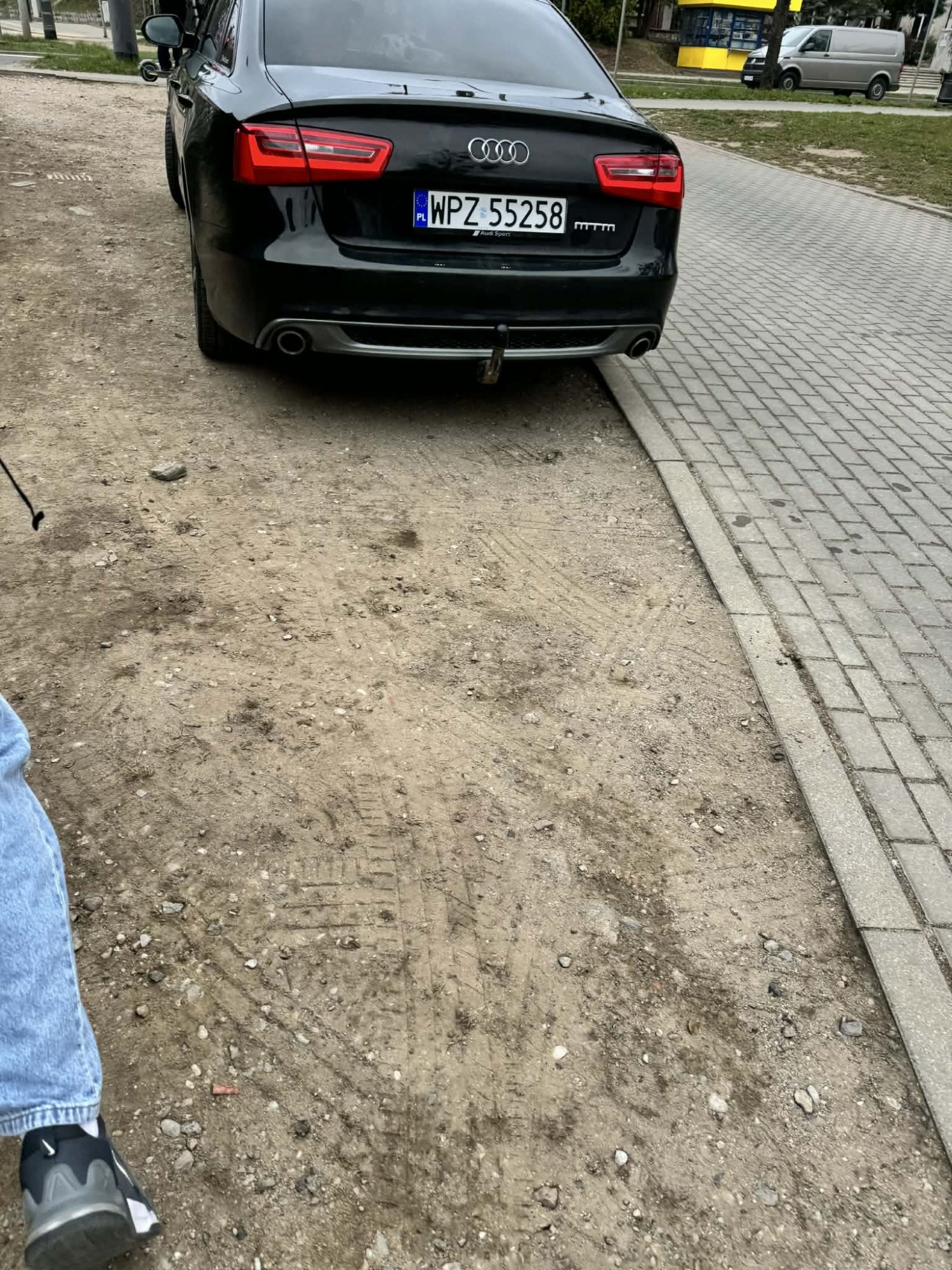 Numer rejestracyjny WPZ 55258 posiada AUDI A6 - WPZ55258