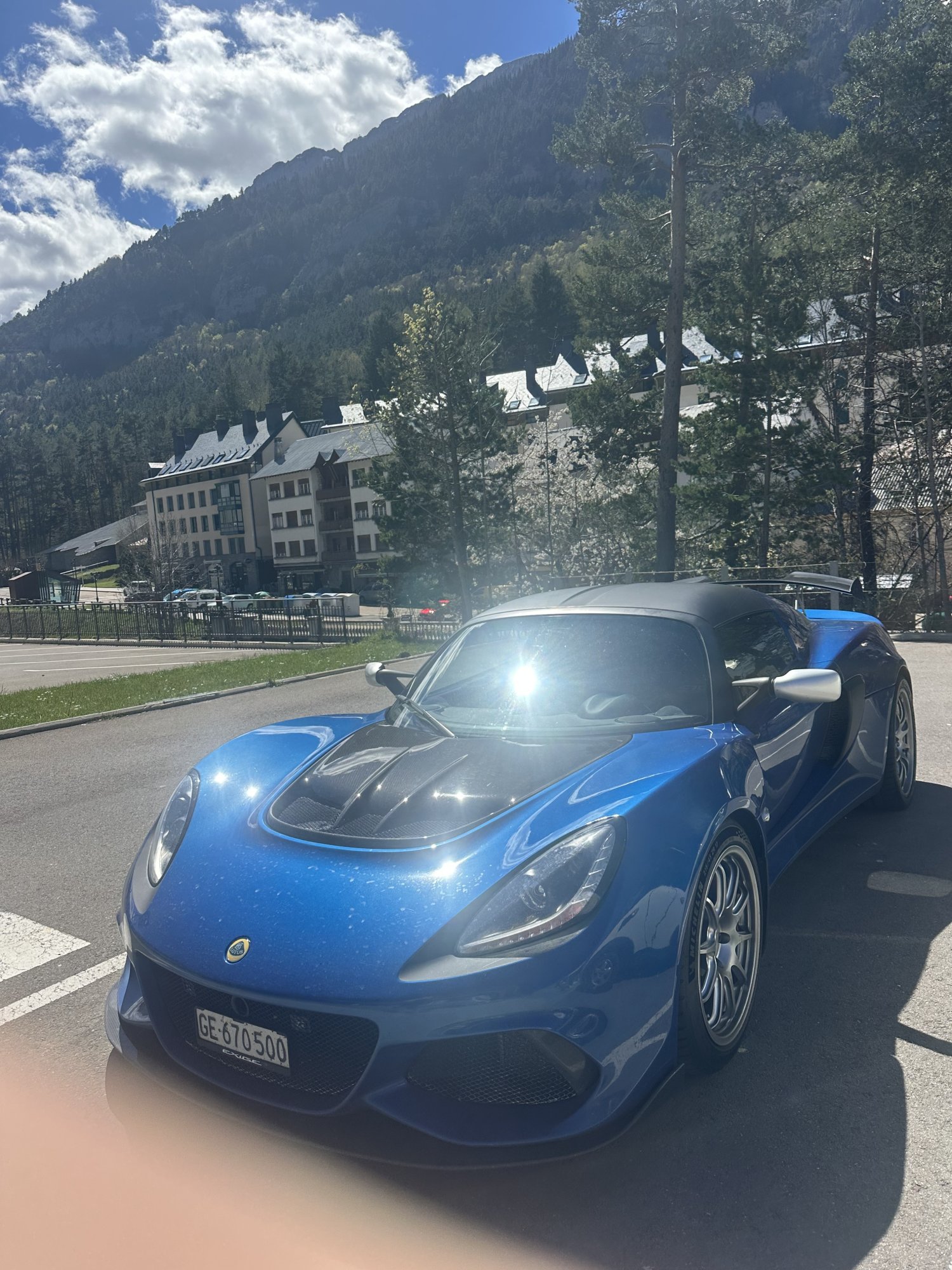 Numer rejestracyjny GE670500 posiada Lotus 