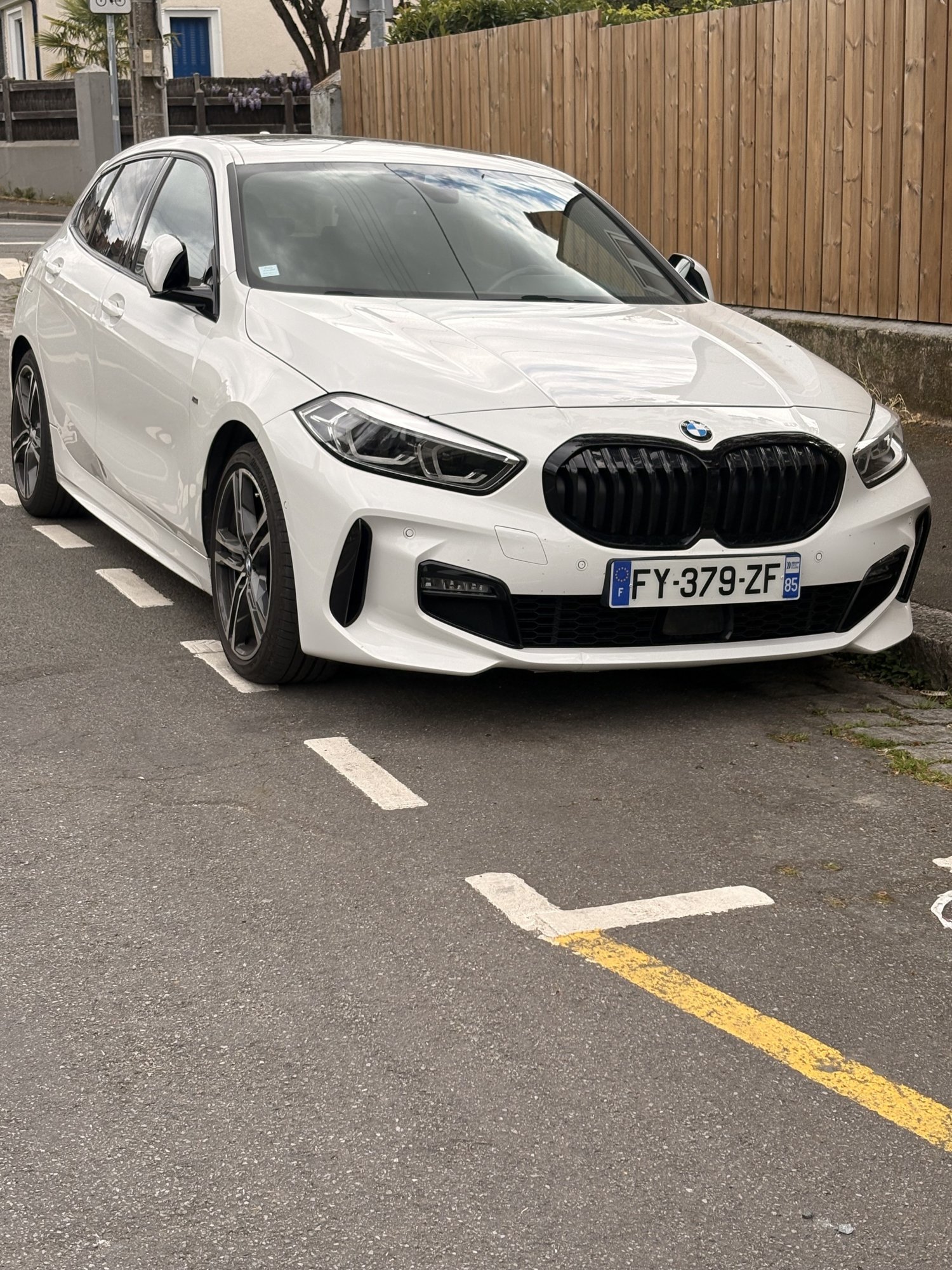 Numer rejestracyjny FY379ZF posiada BMW SERIE 1 III Numer rejestracyjny FY379ZF posiada BMW SERIE 1 III