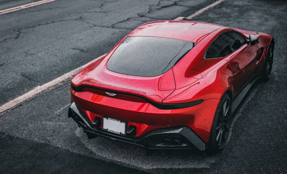 Chcecie wiedzieć jakimi samochodami jeżdżą celebryci?