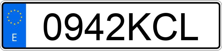 Numer rejestracyjny 0942KCL posiada TOYOTA YARIS