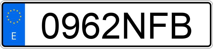 Numer rejestracyjny 0962NFB posiada TESLA MODEL Y