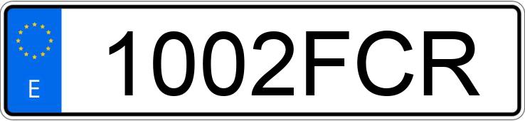 Numer rejestracyjny 1002FCR posiada VOLKSWAGEN GOLF