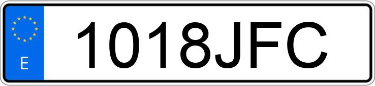 Numer rejestracyjny 1018JFC posiada VOLKSWAGEN GOLF
