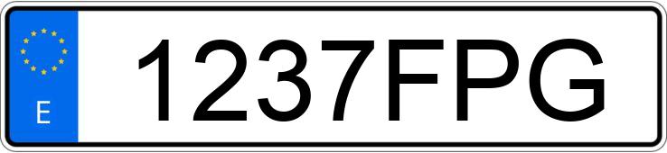 Numer rejestracyjny 1237FPG posiada RENAULT TRAFIC
