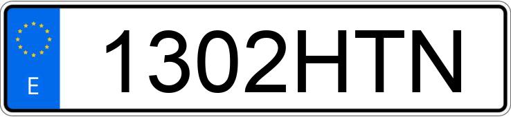 Numer rejestracyjny 1302HTN posiada FIAT 500