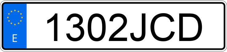 Numer rejestracyjny 1302JCD posiada MERCEDES GLA (156)