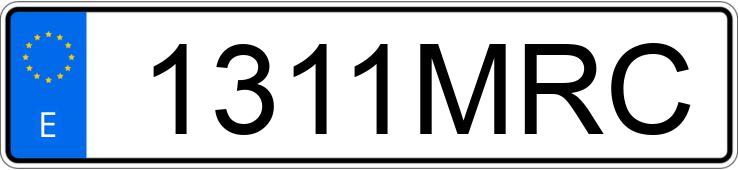 Numer rejestracyjny 1311MRC posiada FIAT 500