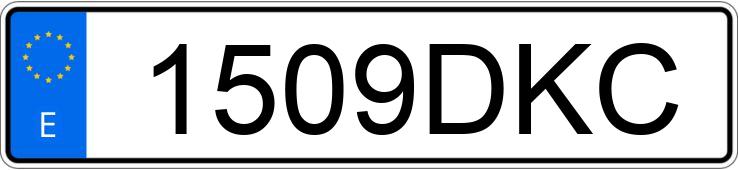 Numer rejestracyjny 1509DKC posiada Golf 
