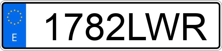 Numer rejestracyjny 1782LWR posiada RENAULT TRAFIC