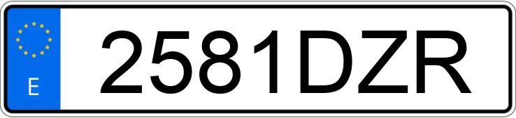 Pirat drogowy w pojeździe o numerach rejestracyjnych 2581DZR Pirat drogowy w pojeździe o numerach rejestracyjnych 2581DZR