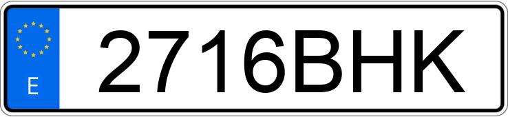 Numer rejestracyjny 2716BHK posiada RENAULT TRAFIC