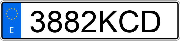 Numer rejestracyjny 3882KCD posiada NISSAN 370 Z