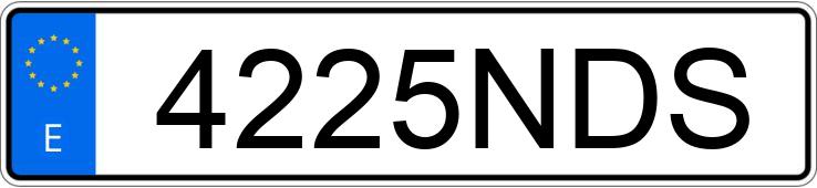 Numer rejestracyjny 4225NDS posiada MERCEDES ACTROS