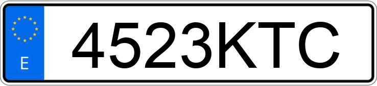 Die Registrierungsnummer 4523KTC hat AUDI RS4