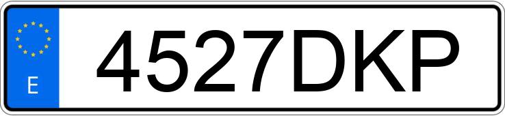 Numer rejestracyjny 4527DKP posiada FORD FOCUS