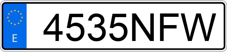 Numer rejestracyjny 4535NFW posiada VOLKSWAGEN GOLF
