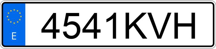 Numer rejestracyjny 4541KVH posiada AUDI Q8