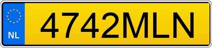 Numer rejestracyjny 4742MLN posiada Mercedes Glc250