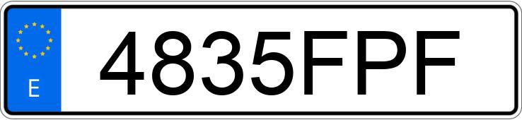 Numer rejestracyjny 4835FPF posiada RENAULT CLIO