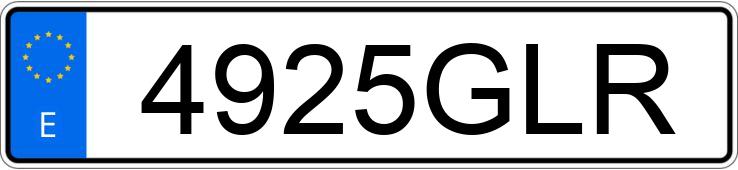 Numer rejestracyjny 4925GLR posiada AUDI TT