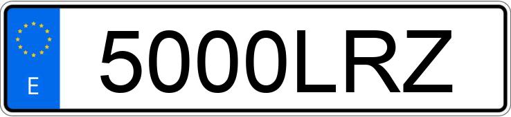 Numer rejestracyjny 5000LRZ posiada FIAT 500 1.0 HYBRID SPORT