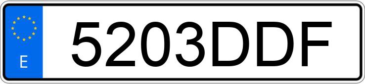 Numer rejestracyjny 5203DDF posiada BMW SERIE 1