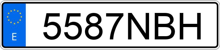 Numer rejestracyjny 5587NBH posiada FORD FOCUS