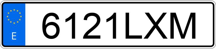 Numer rejestracyjny 6121LXM posiada AUDI Q3