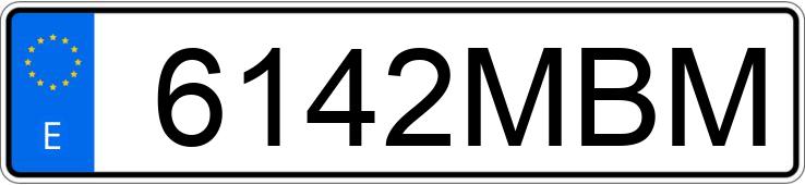 Numer rejestracyjny 6142MBM posiada FIAT 500