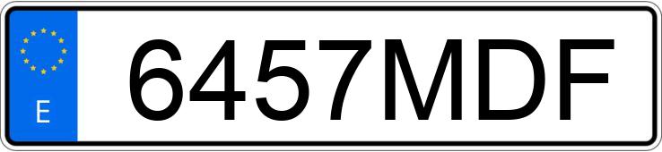 Numer rejestracyjny 6457MDF posiada VOLVO XC40