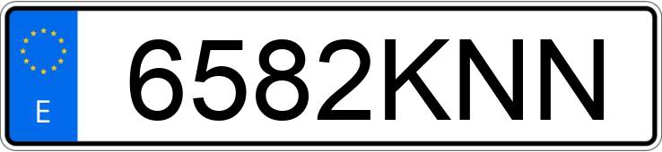 Numer rejestracyjny 6582KNN posiada SEAT LEON