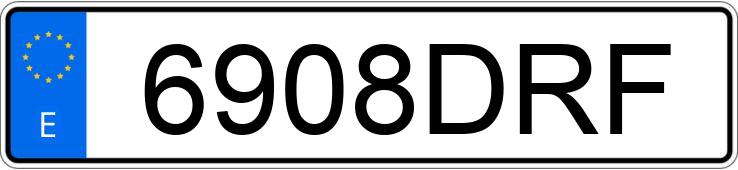 Pirat drogowy w pojeździe o numerach rejestracyjnych 6908DRF