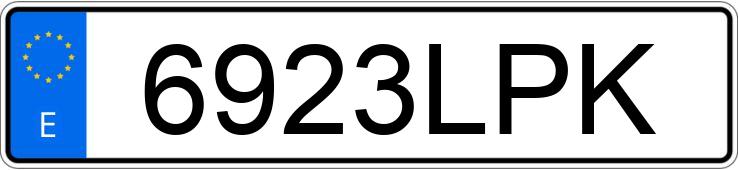 Numer rejestracyjny 6923LPK posiada BMW X5
