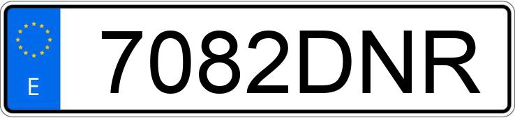 Numer rejestracyjny 7082DNR posiada MITSUBISHI MONTERO