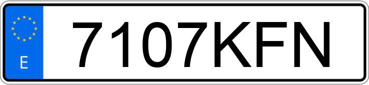 Numer rejestracyjny 7107KFN posiada NISSAN QASHQAI