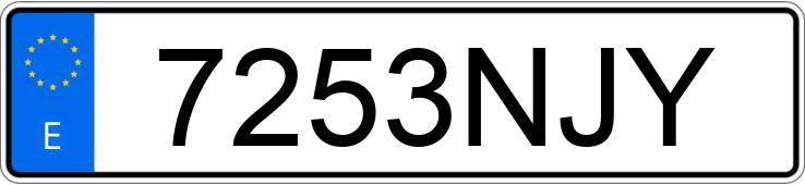 Numer rejestracyjny 7253NJY posiada AUDI RS5