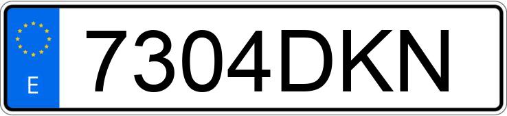 Numer rejestracyjny 7304DKN posiada YAMAHA FZ6