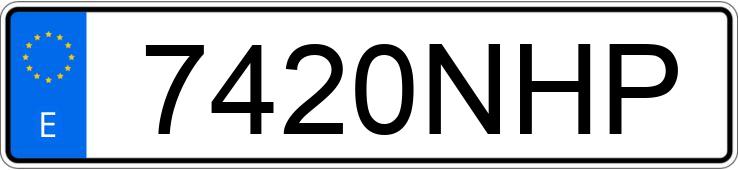 Numer rejestracyjny 7420NHP posiada CUPRA LEON