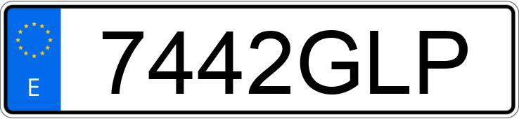 Numer rejestracyjny 7442GLP posiada BMW SERIE 1