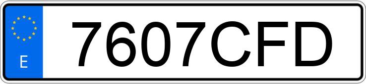 Numer rejestracyjny 7607CFD posiada MERCEDES E 55 (210)