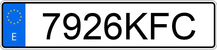 Numer rejestracyjny 7926KFC posiada MERCEDES C (205)