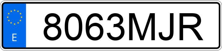 Numer rejestracyjny 8063MJR posiada FIAT 500