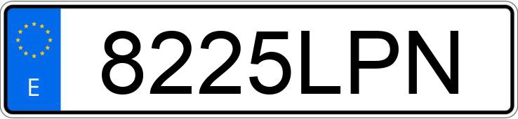 Numer rejestracyjny 8225LPN posiada RENAULT CLIO