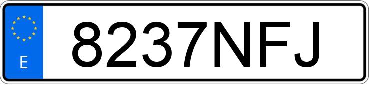 Numer rejestracyjny 8237NFJ posiada BMW SERIE 1