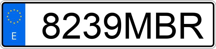 Numer rejestracyjny 8239MBR posiada DACIA DUSTER