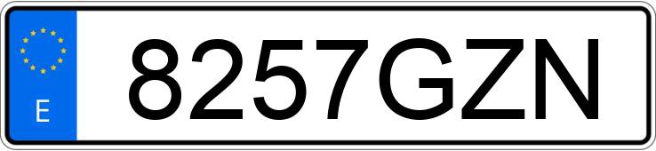 Numer rejestracyjny 8257GZN posiada AUDI Q7