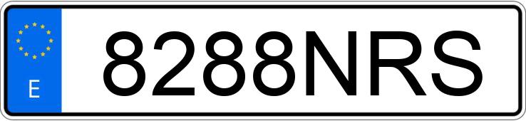 Die Registrierungsnummer 8288NRS hat MITSUBISHI L 200