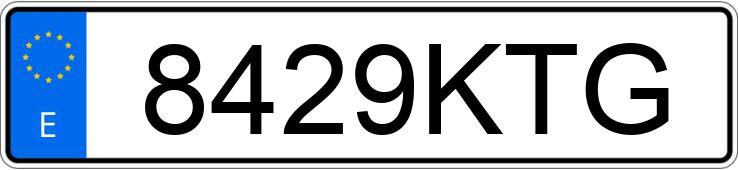 Numer rejestracyjny 8429KTG posiada MERCEDES C (205)